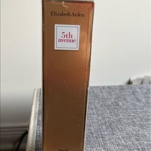 Elizabeth 5th avenue perfume edp 75ml new in box